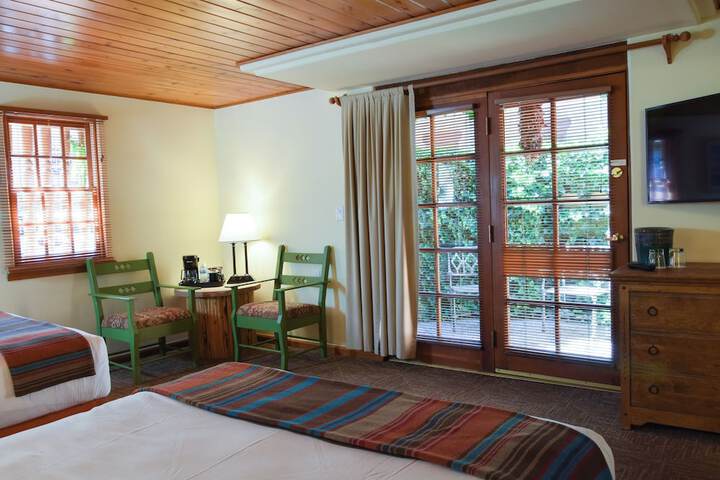 Room 26 of 69