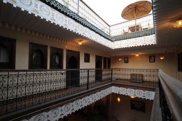 Ballroom/Hall 38 of 48