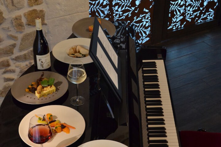 Dining Photos