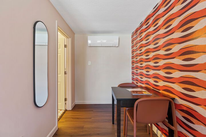 Room 27 of 53