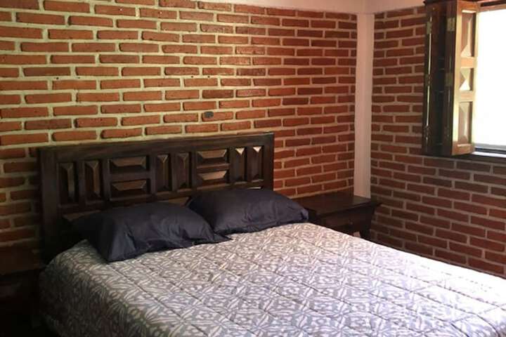 Room 3 of 21
