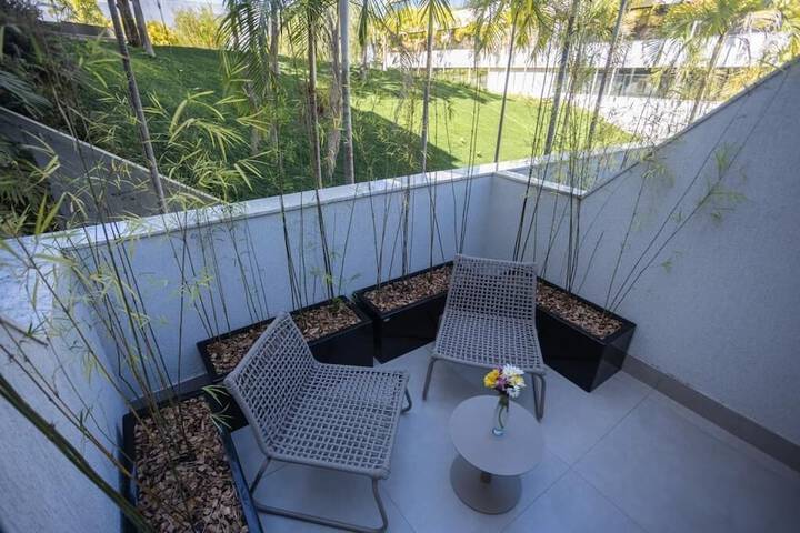 Terrace/Patio 6 of 32