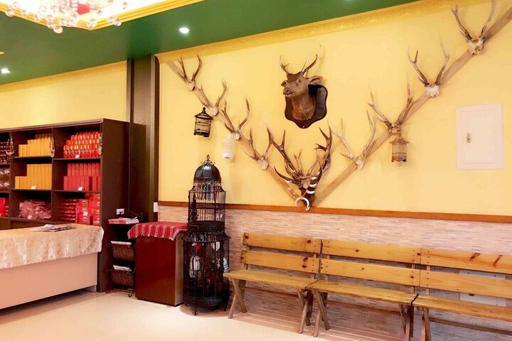 Guest Lobby