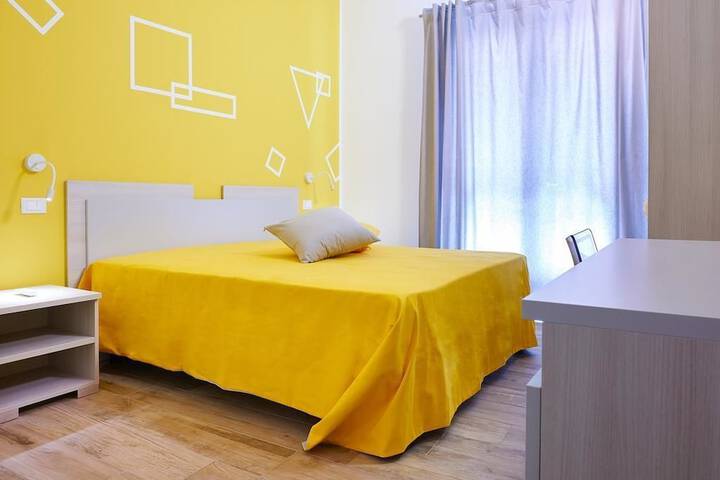 Room 6 of 30
