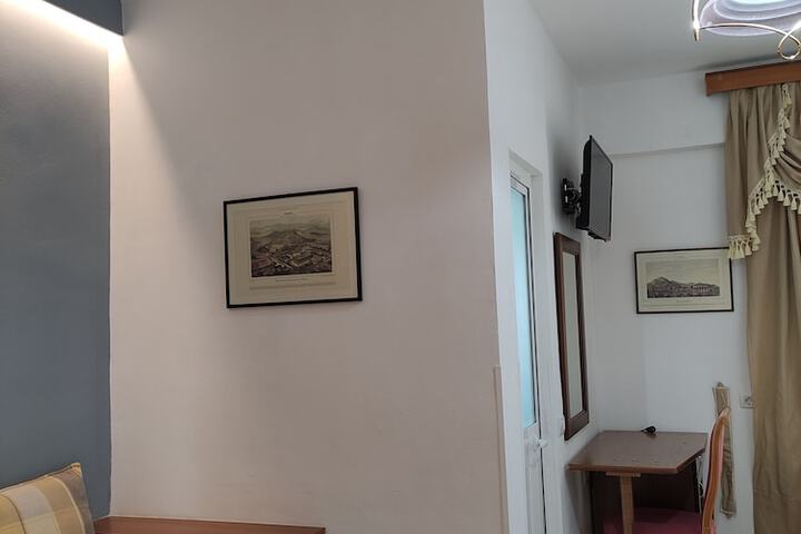 Room 91 of 177