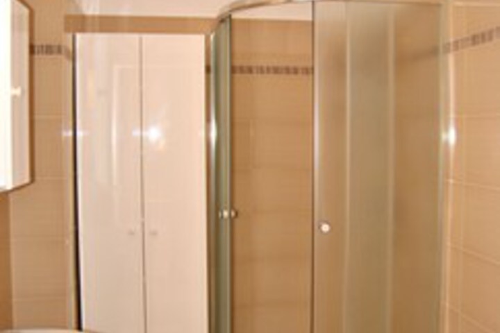 Room 2 of 14