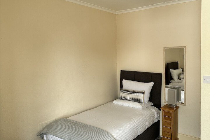 Room 11 of 58