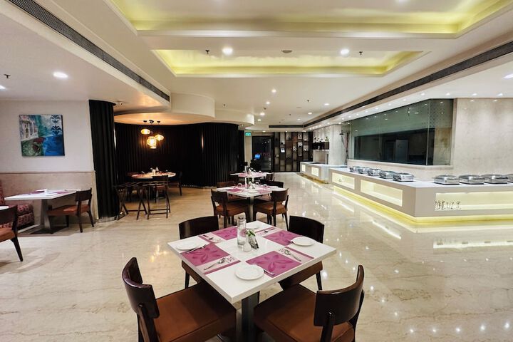 Dining 105 of 129