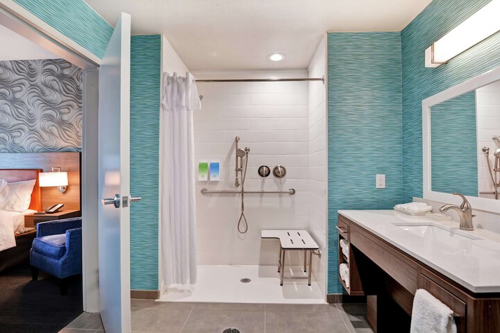 Bathroom shower