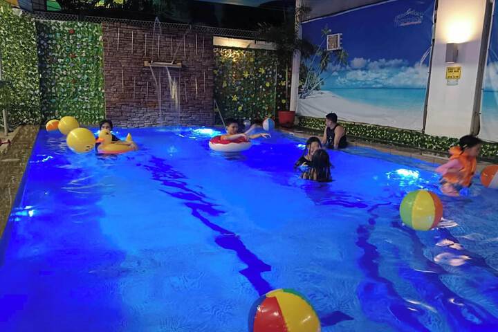 Pool 6 of 14