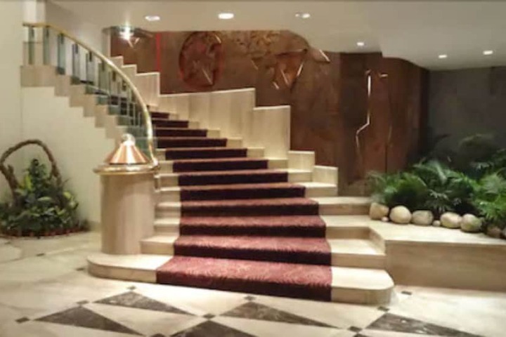 Lobby Entry