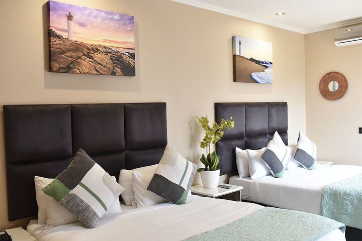 Room 9 of 21