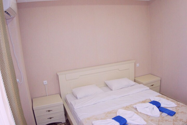 Room 22 of 50