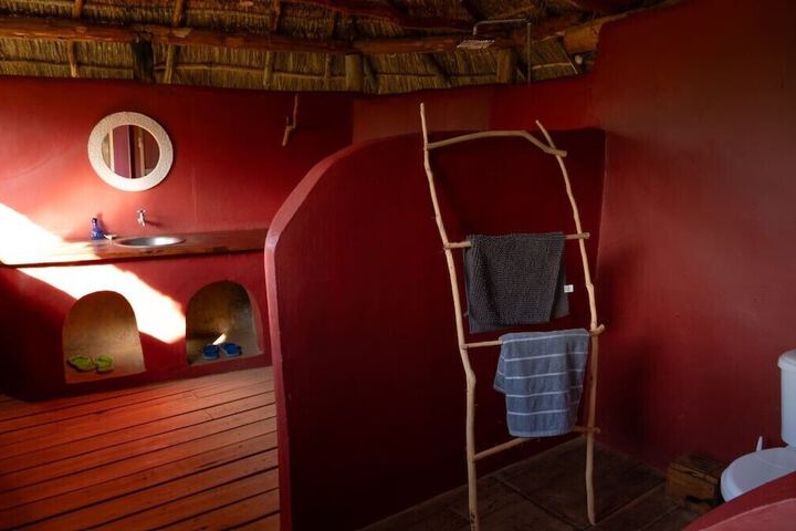 Room 28 of 59
