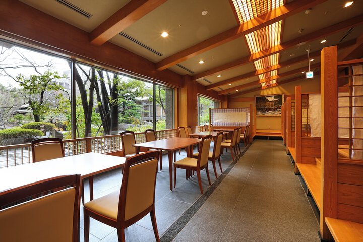 Dining Photos