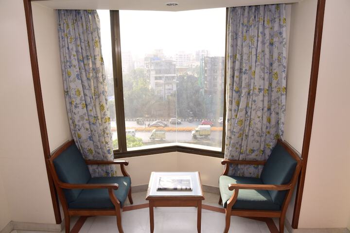 Room 12 of 22