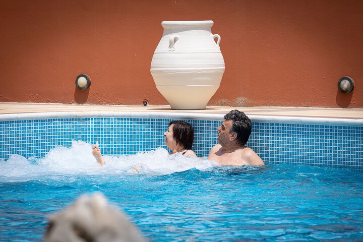 Pool 45 of 72