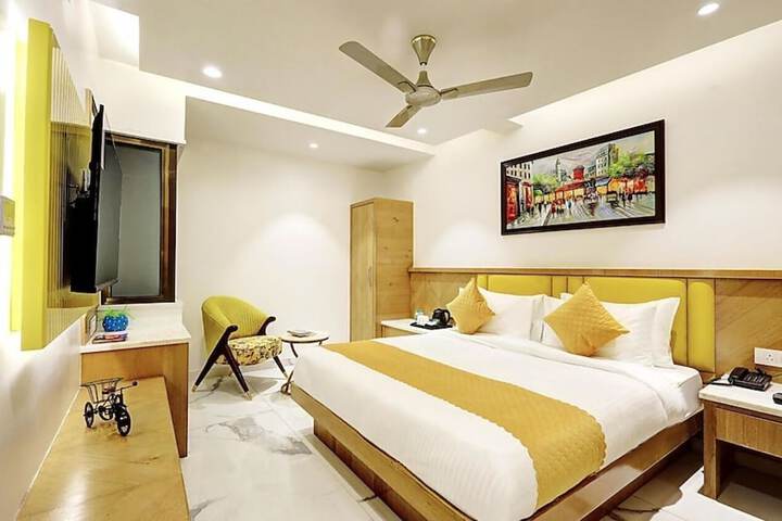 Room 3 of 5