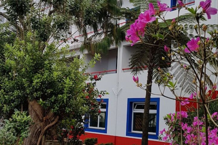 Hotel Exterior 34 of 66