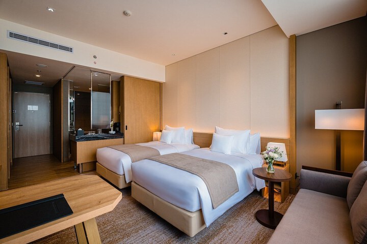 Room 13 of 139