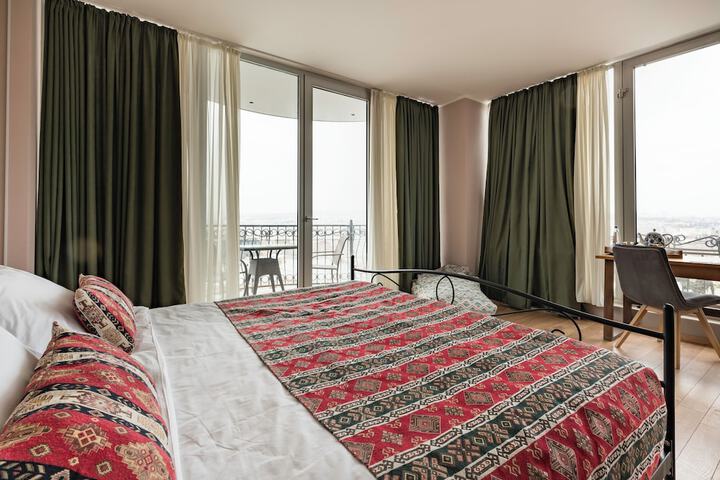 Room 29 of 95