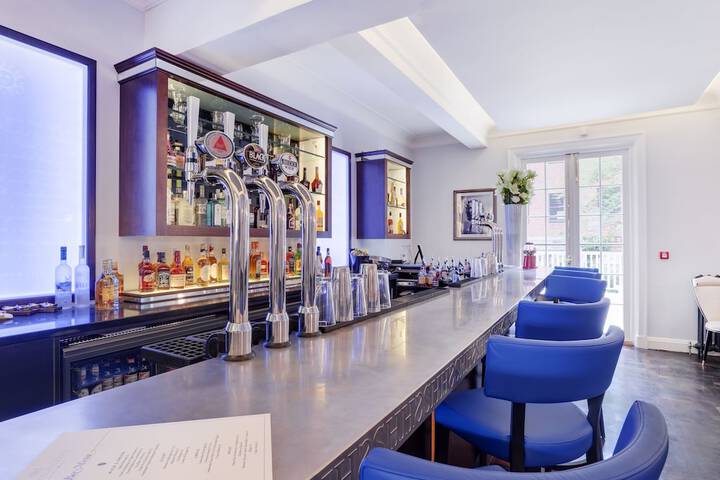 Lounge 59 of 75