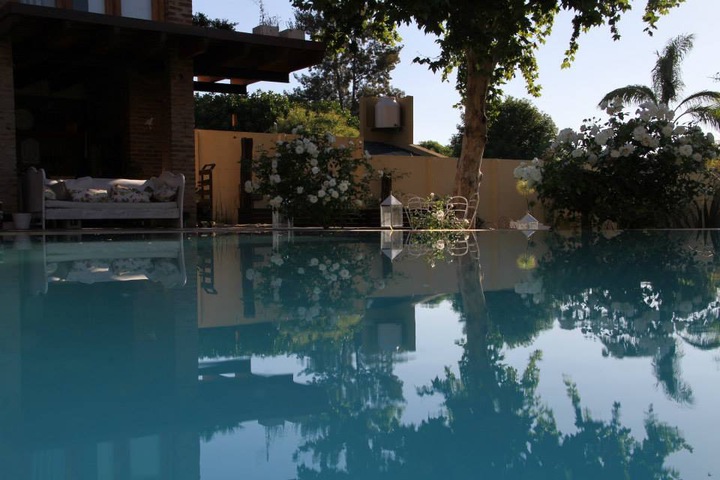 Pool 13 of 28