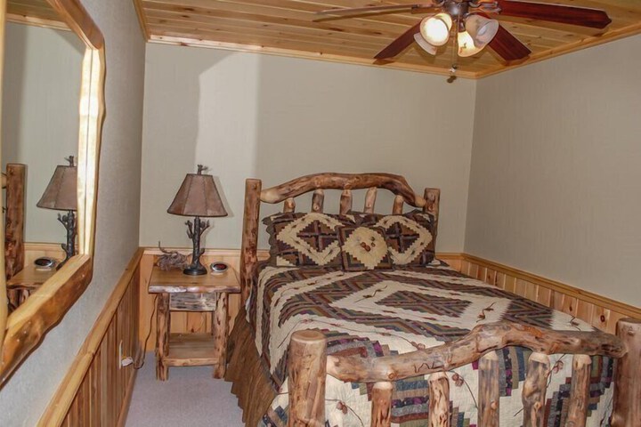 Room 2 of 54