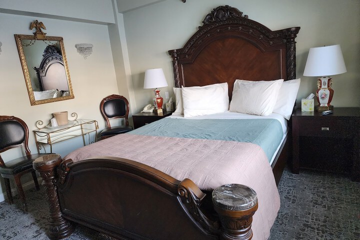 Room 91 of 206