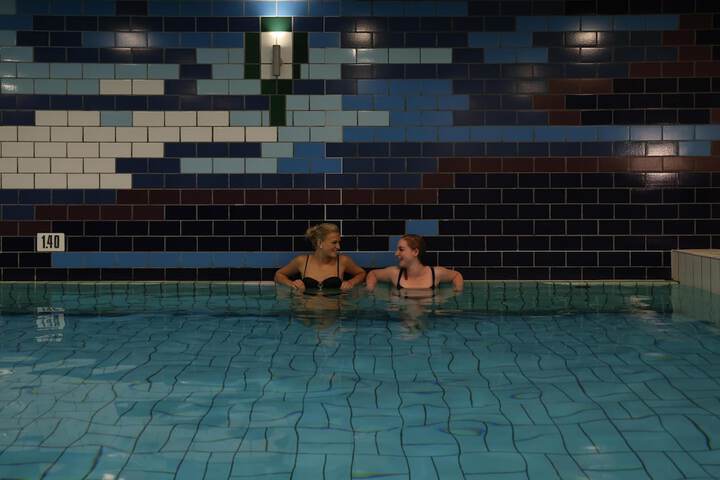 Pool 101 of 144