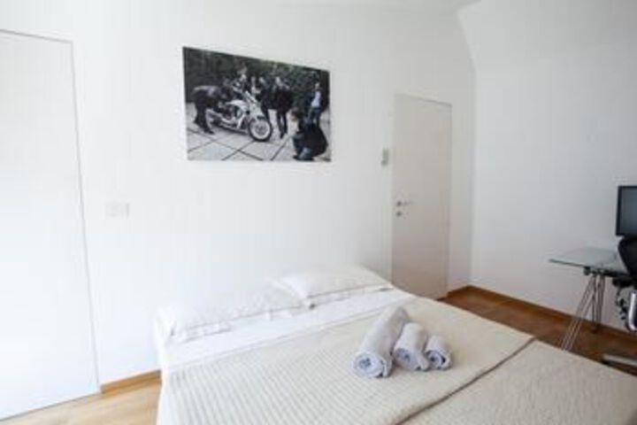 Room 13 of 46