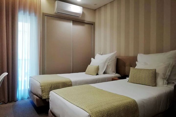 Room 21 of 93