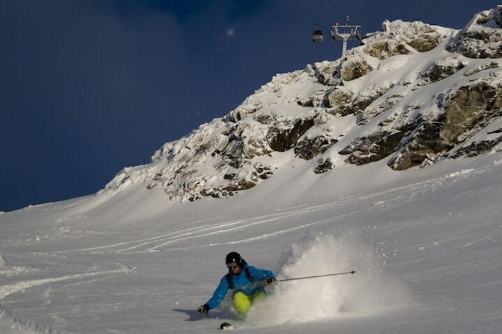Snow and ski sports