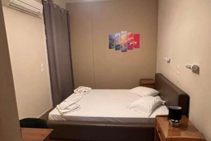 Room 18 of 46
