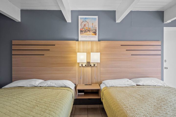 Room 18 of 39