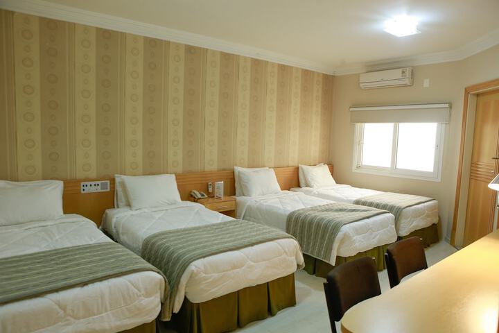Room 7 of 56