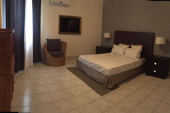 Room 7 of 130
