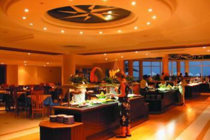 Dining 6 of 54