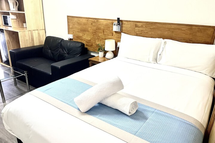 Room 54 of 97
