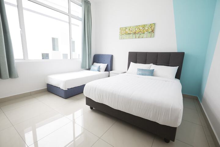 Room 38 of 173