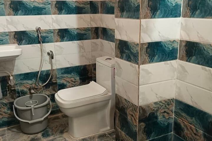 Room 14 of 23