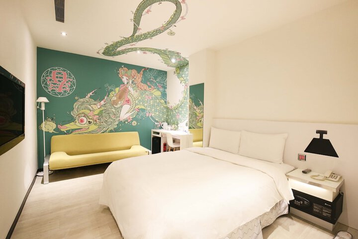 Room 15 of 51