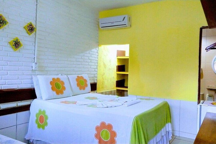 Room 12 of 38