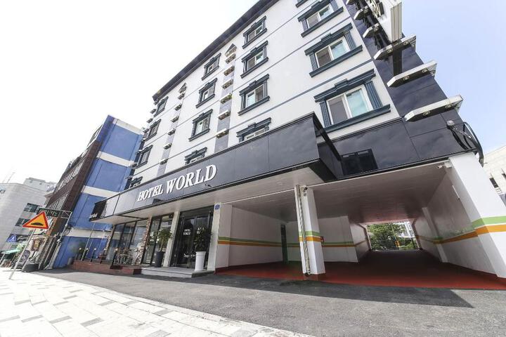 Chuncheon World Hotel