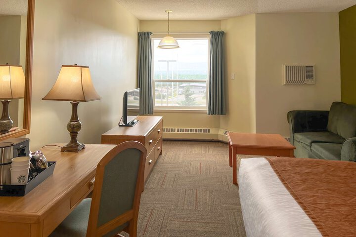 Room 8 of 35