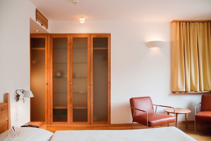 Room 12 of 67