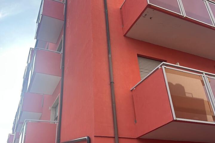 Hotel 74 of 80