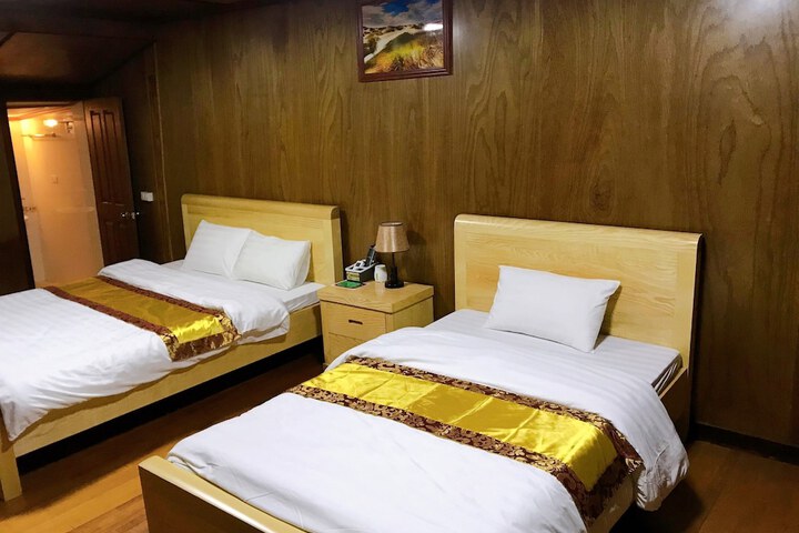 Room 14 of 74