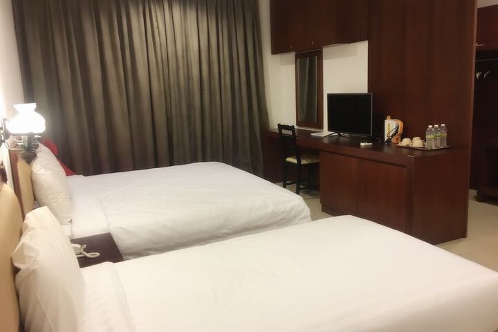 Room 7 of 61
