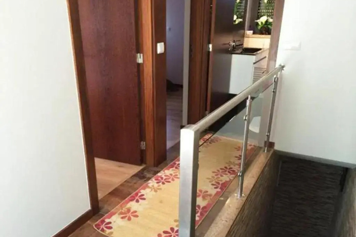 Room 8 of 8